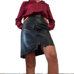 Contempo Casuals 70's Vintage 100% leather skirt